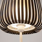 Настольный светильник Maytoni MOD409TL-01B