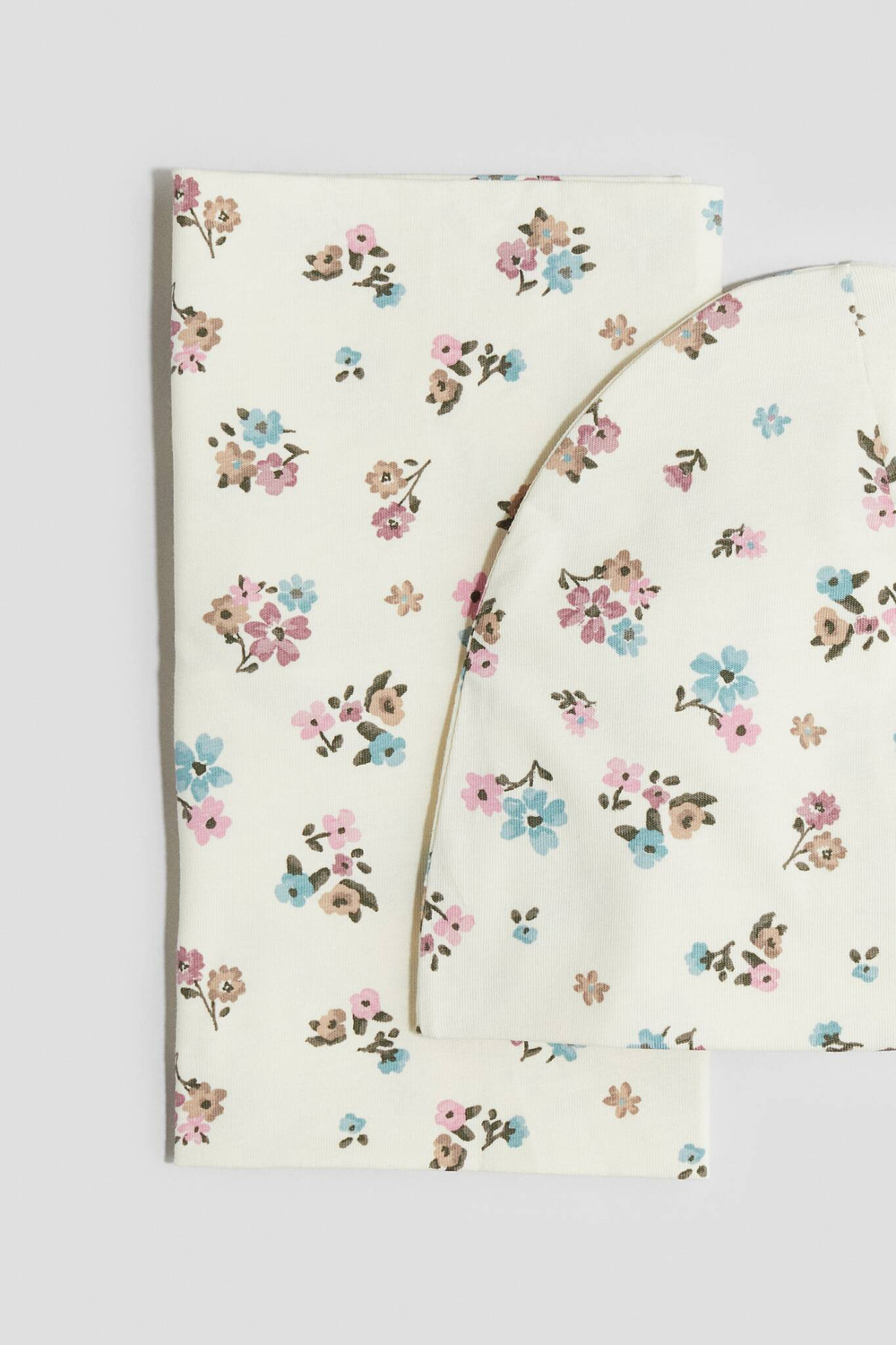 H&M Комплект из шапки и снуда, кремовый