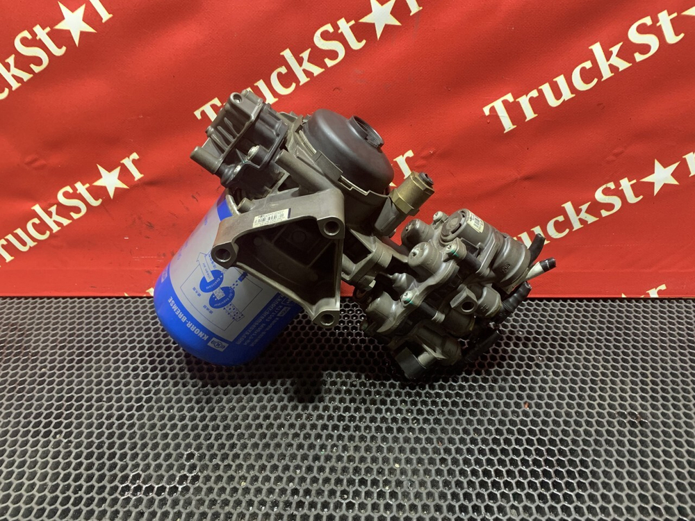 Осушитель воздуха в сборе 2023г