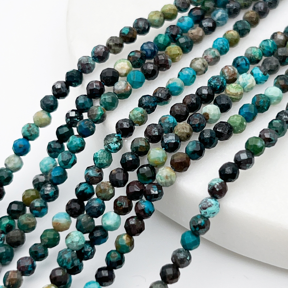 Хризоколла граненая бусины, диаметр 2,9-3,1 мм, цена за отрезок 19 см (1/2 нити)