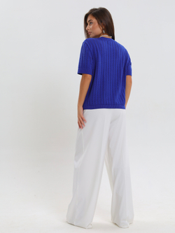 Ажурная футболка с вертикальными полосами