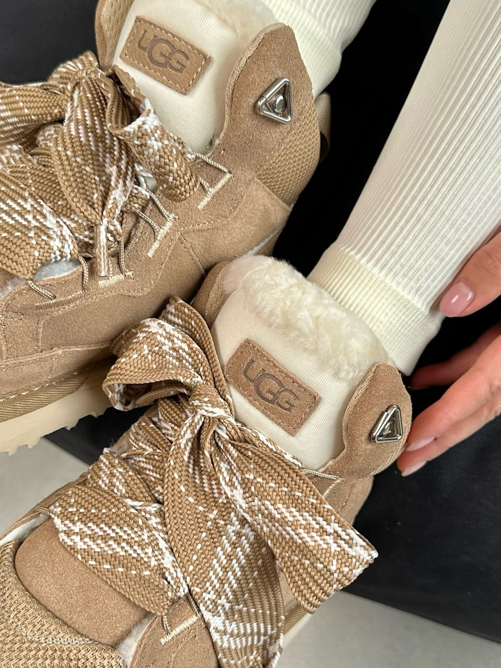 UGG