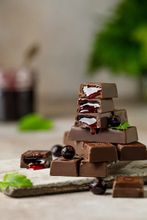 Шоколад "Коммунарка" 180г. горький с пюре из черной смородины