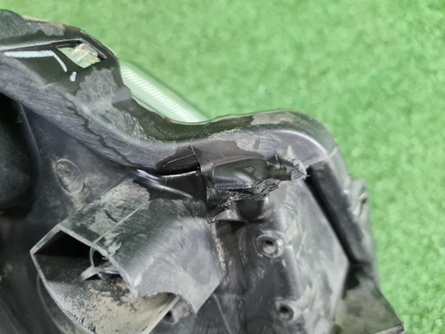 Битая Фара левая Suzuki Vitara 2 (2014-2019) галоген