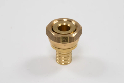 Муфта (переходник) B Rehau (Рехау) 16-G 1/2 с накидной гайкой плоское уплотнение