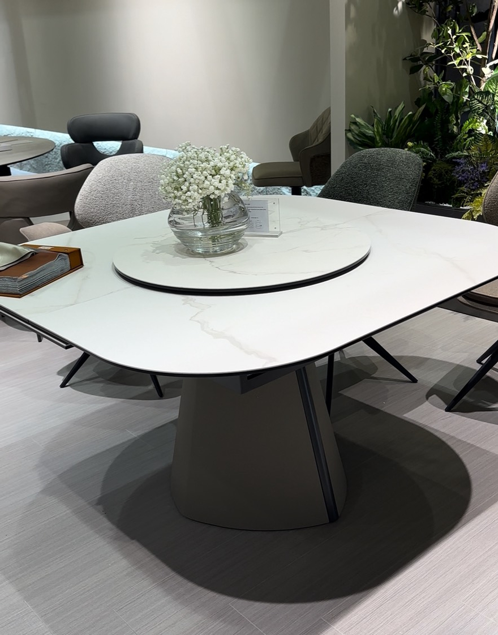 Стол RUBEN 132 TL-45 Белый мрамор, испанская керамика, стекло / Латте, ®DISAUR