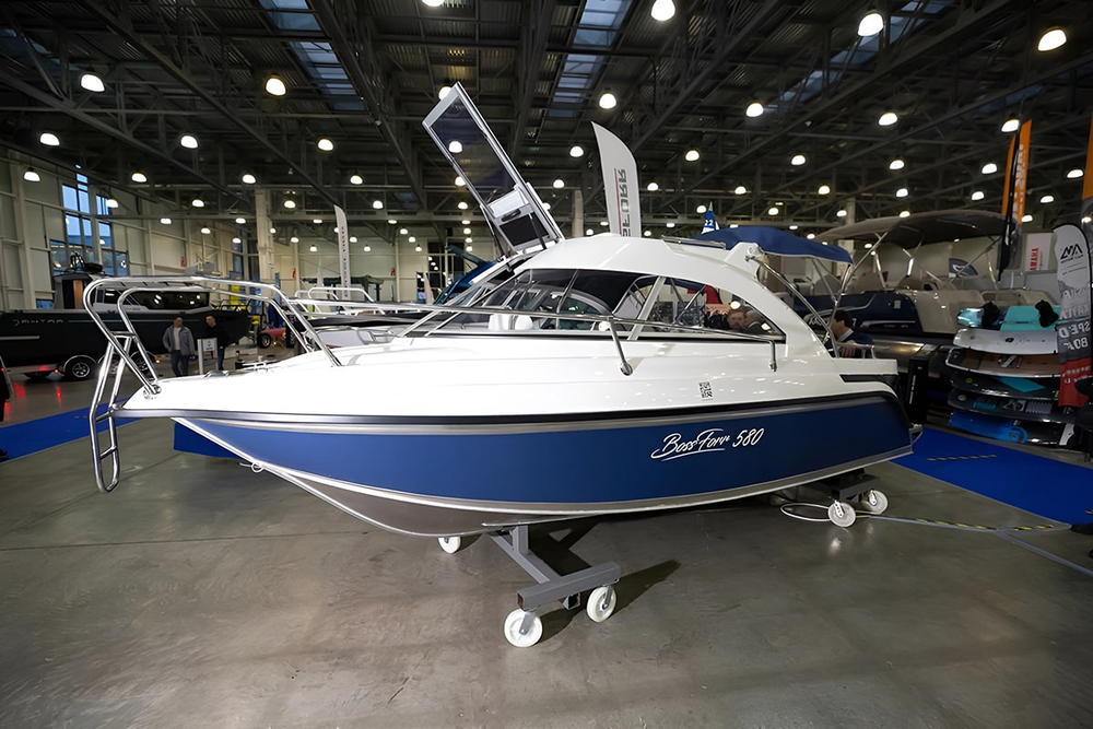 Катер-лодка алюминиевая BOSSFORR 580 HT