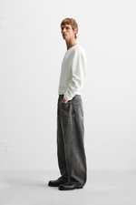 Джинсы baggy fit с декоративной строчкой