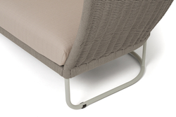 "Фиджи" диван 3-местный плетеный из роупа, каркас алюминий светло-серый (RAL7035) муар, роуп серый меланж круглый, ткань Mossle бежевая