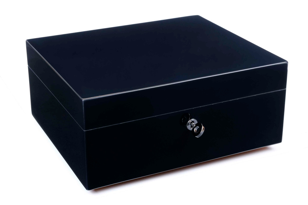 Хьюмидор Howard Miller на 50 сигар, Черный лак