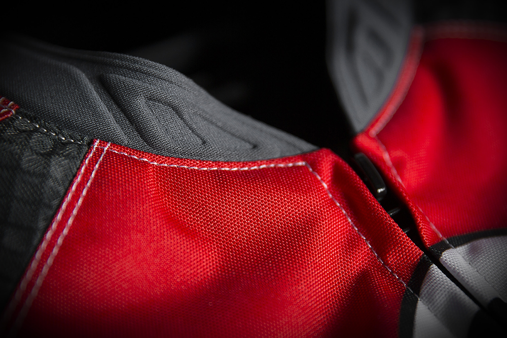 Мотокуртка - ICON OVERLORD (текстиль, красная)