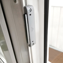 Балконная защёлка на магните