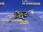 Замок двери передней левой TOYOTA CAMRY PROMINENT 1991