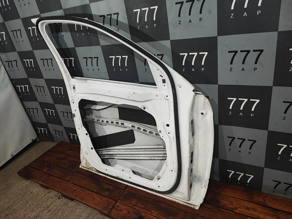 Дверь передняя левая Mercedes GLC (X253) 15-нв Б/У Оригинал A2537220349