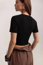 Футболка-кроп slim fit