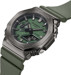 Часы Casio GM-2100B-3AER