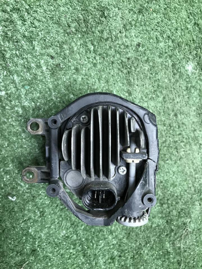 ПТФ левая Toyota Camry XV50 XV70 (2017-2021) LED