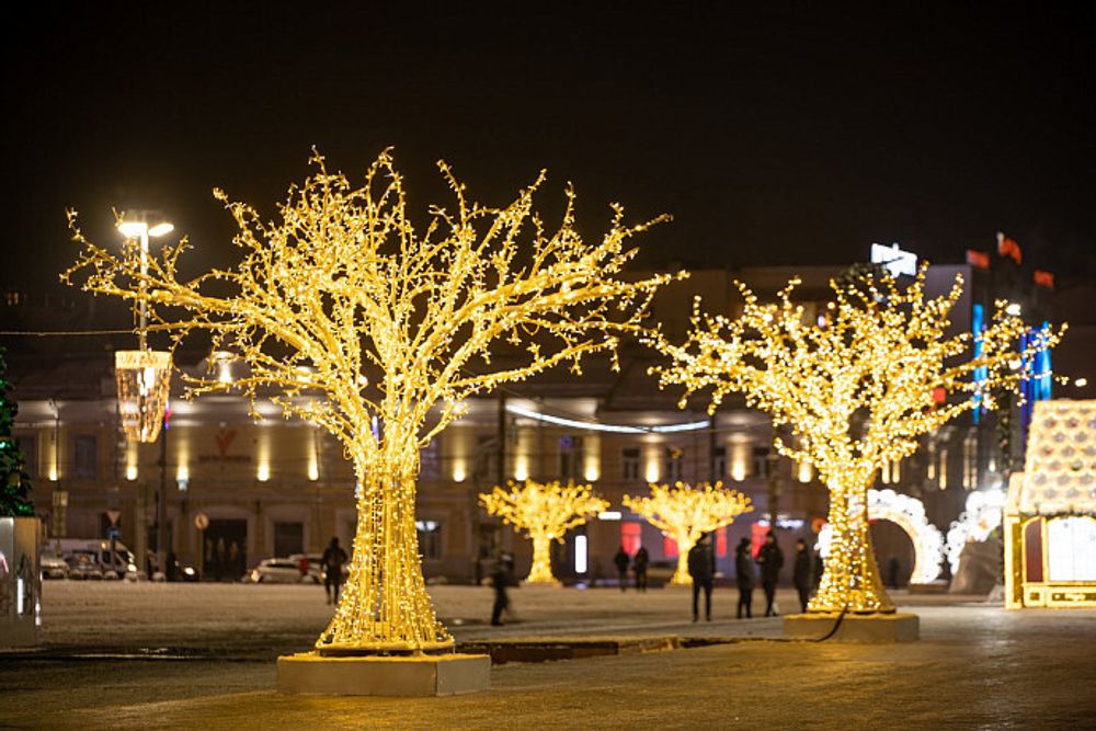 новогоднее дерево