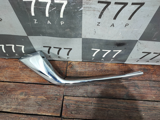 Молдинг решетки радиатора правый Mazda CX-5 2 (KF) 21-25 Б/У Оригинал KSD4507J0