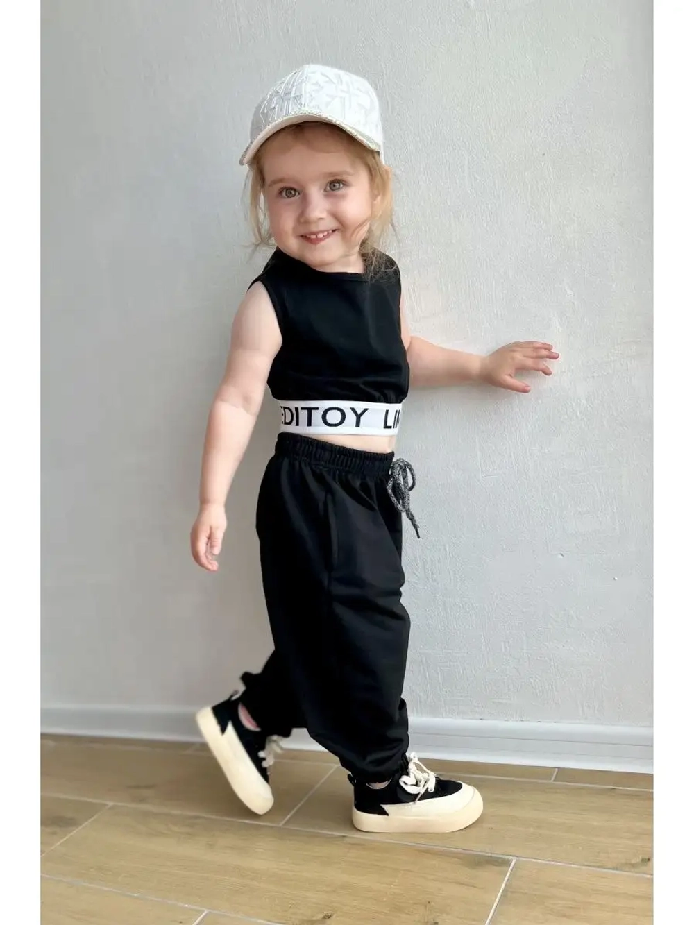 Костюм спортивный