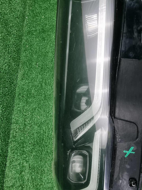 Фара правая BMW 5er G30 (2020-2023) LED