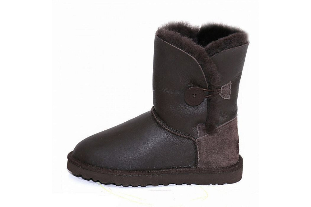 UGG Bailey Button Metallic Chocolate