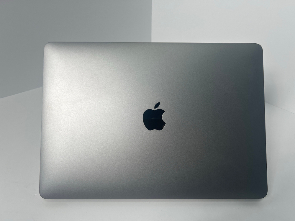 Ноутбук Apple MacBook Air 13 2020 (Z1250007H) 13.3"/Apple M1/RAM 8 GB/SSD 1024 GB/2560x1600/IPS/MacOS/Подсветка кл-ры:LED/Серый космос. Состояние: B2