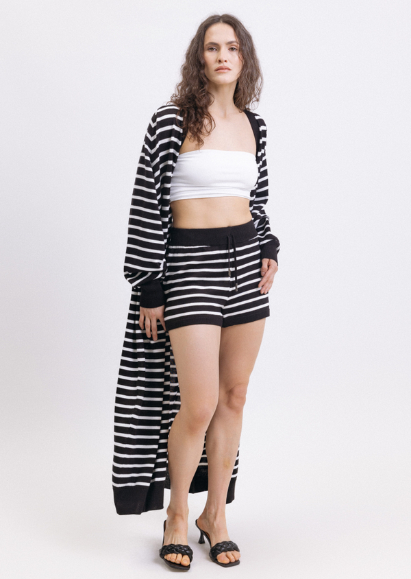 Шорты в полоску