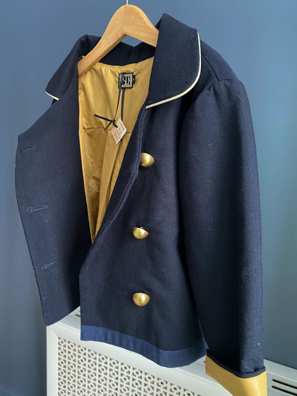 Новый шерстяной жакет Bbk, 110