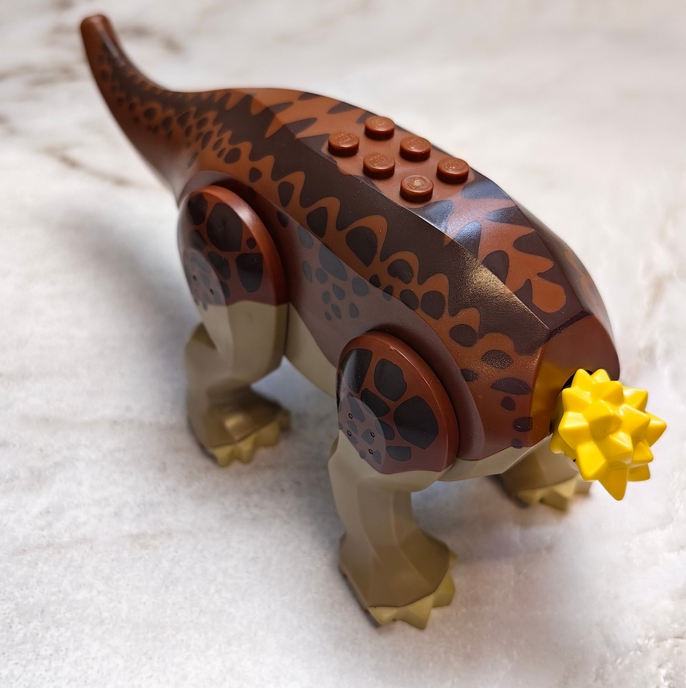 НЕКОМПЛ Динозавр трицератопс tricera01