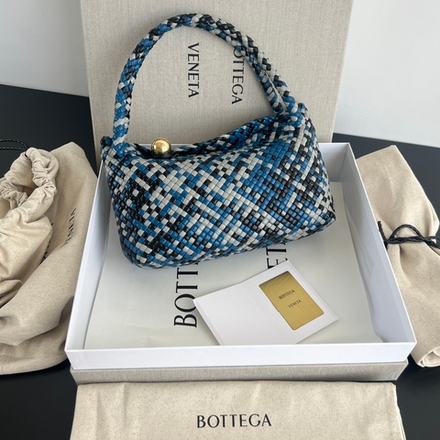 Bottega Veneta Tosca Shoulder Bag