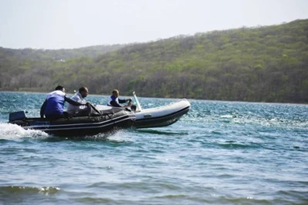 Лодка ПВХ STORMLINE Adventure Extra 400