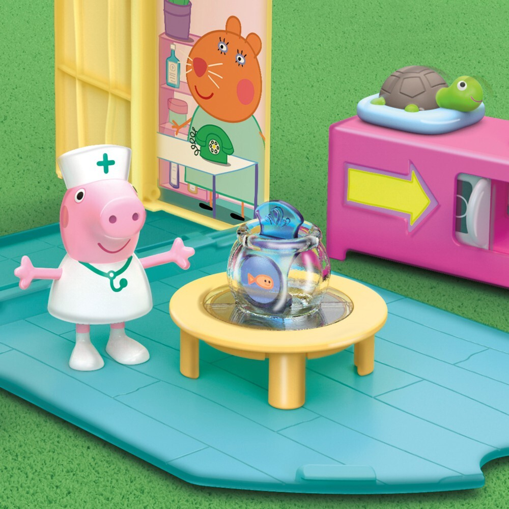 Hasbro Peppa Pig - Набор "Счастливое путешествие в гости к ветеринару" + фигурка Пеппы F3757 / артикул   F2168 F3757  / GTIN 5010993933259