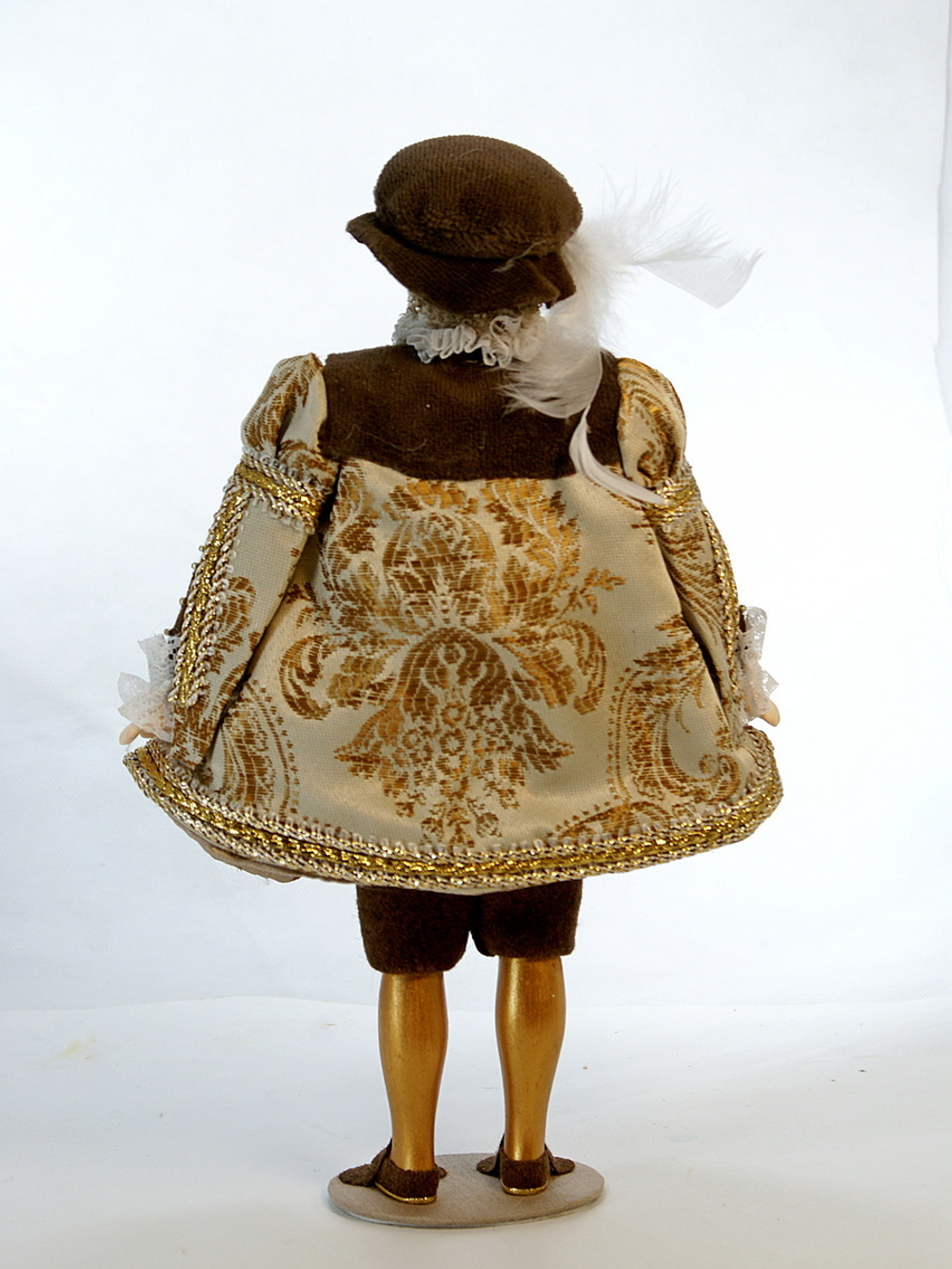 Кукла коллекционная король Генрих VIII