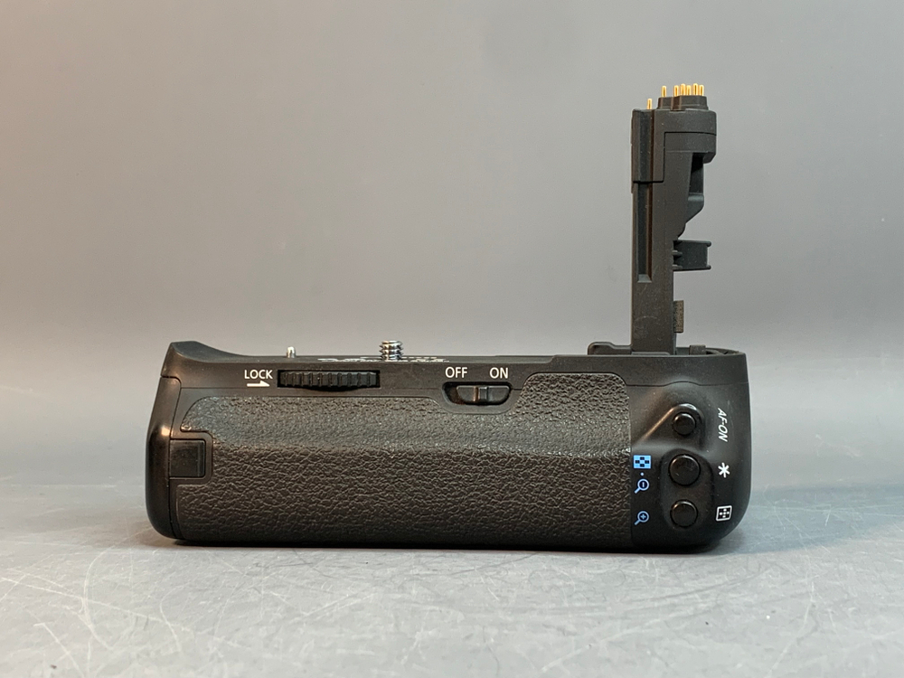 Canon BG-E9