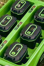 Зарядное устройство для 6 аккумуляторов Greenworks G82CT6 Арт.2955107, 82V