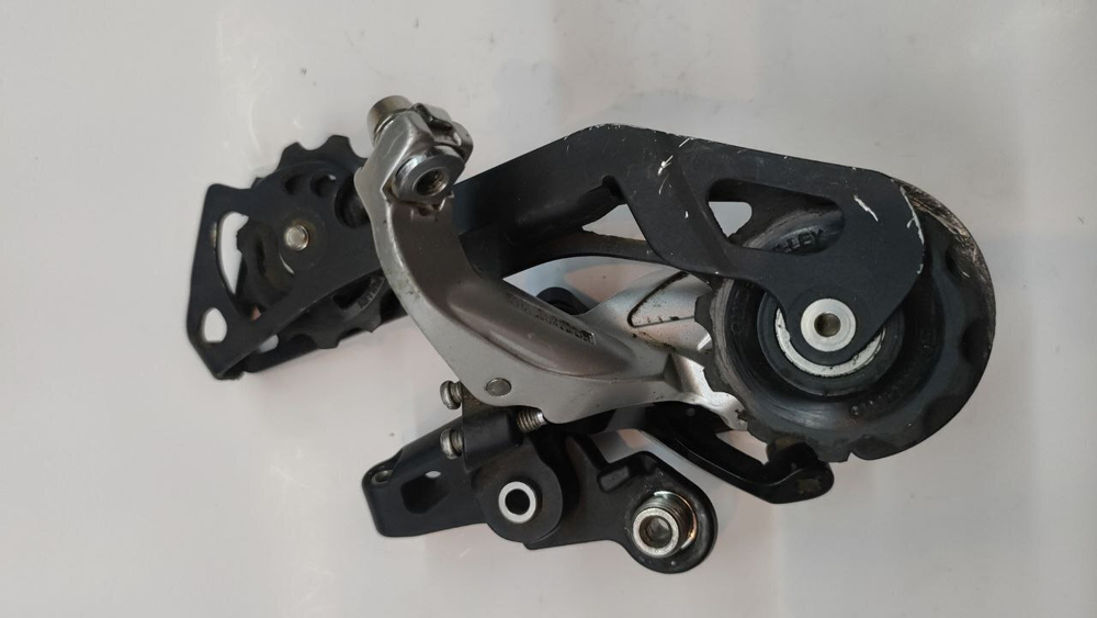 Переключатель на велосипед Shimano Deore XT RD-M781 (задний) z0097