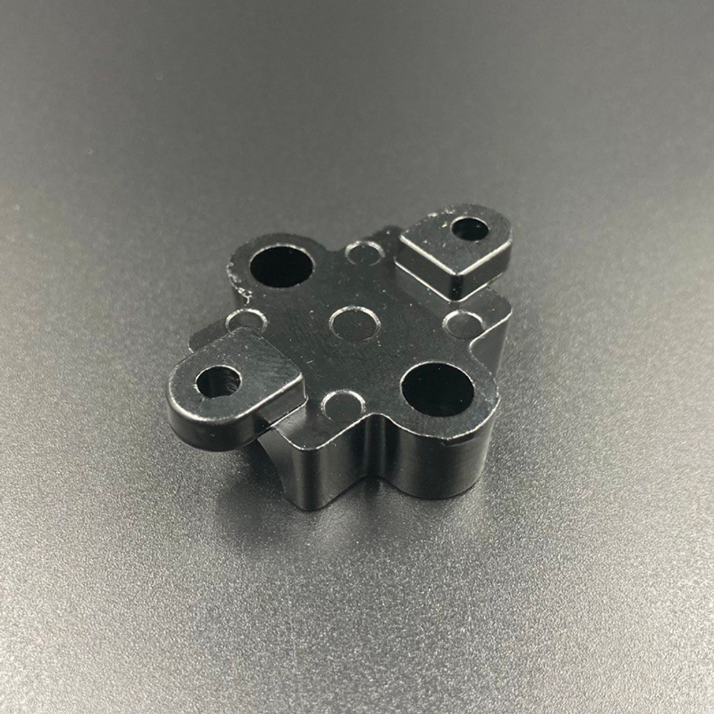 Крепление рычага подвески Yamaha 4-5/F4-6 (PREMARINE)