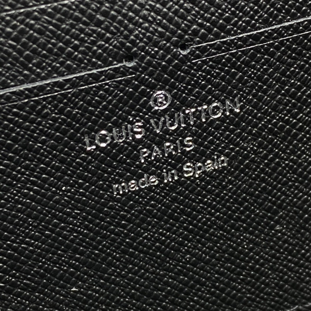 Louis Vuitton Zippy Wallet