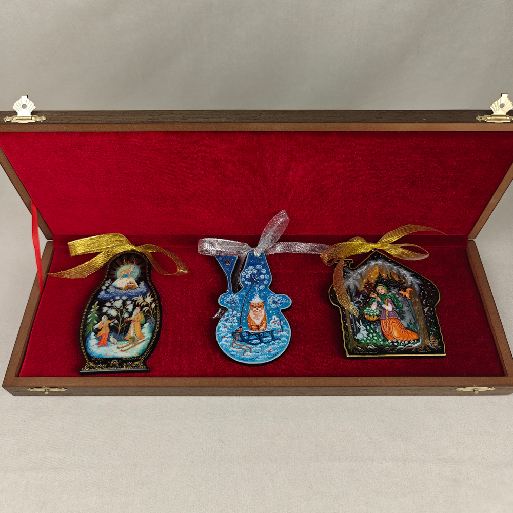Набор из 3-х ёлочных игрушек "Русская зима" с росписью Палех