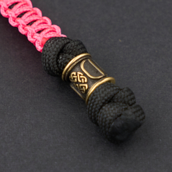 Темляк черный с розовым микрокордом
