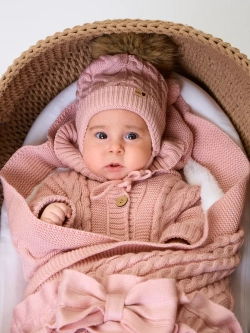 Вязаный конверт на выписку для новорожденного теплый