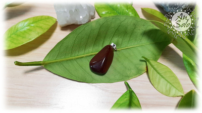 Кулон из бычьего глаза