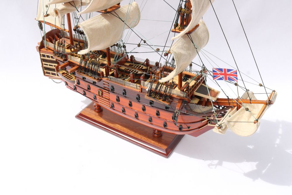 Van Der Heijden Модель парусника HMS Victory, Англия