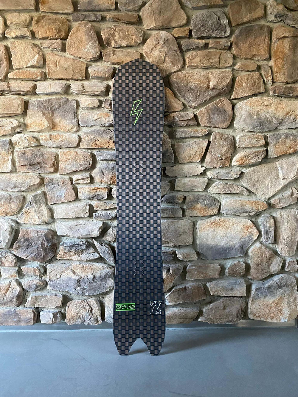 Сноуборд VIRUS Phantom ZYLON Elektron