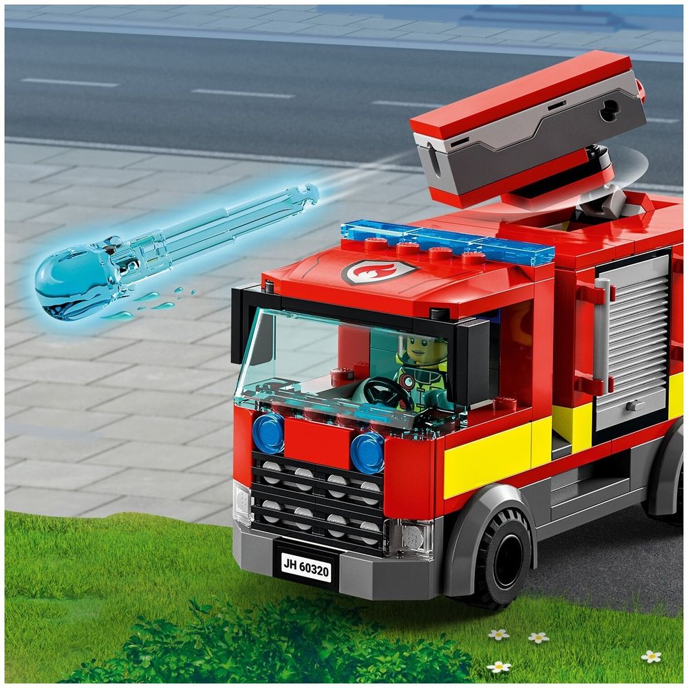 Конструктор LEGO City Fire 60320 Пожарная часть