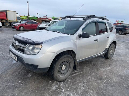 Renault DUSTER Life 1.5 dci MT6 4x4
