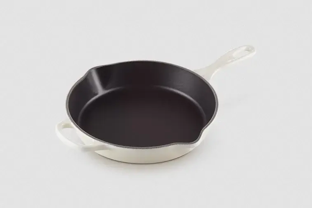 Le Creuset Сковорода глубиной 26 см. Фирменное безе.