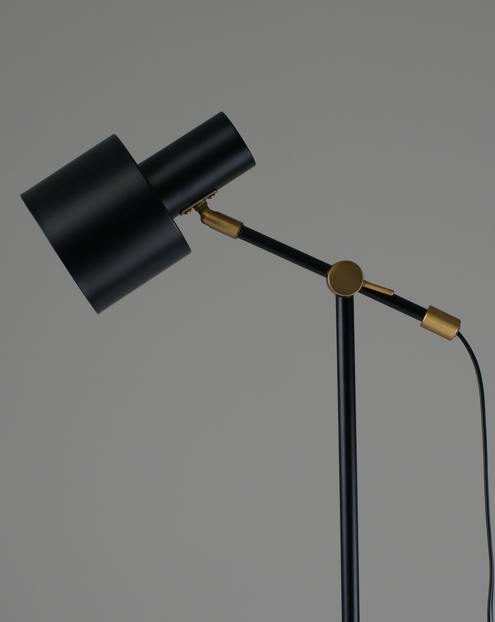 Торшер Moderli V11267-1F Artis