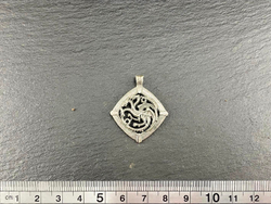 Подвеска. Герб дома Таргариенов